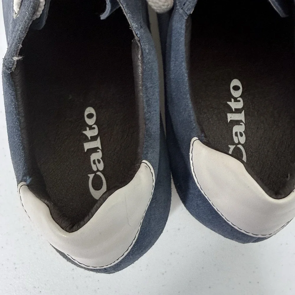 CALTO Blue Suede Invisible Height Increasing Elevator Shoes Sneakers Mens Sz 9